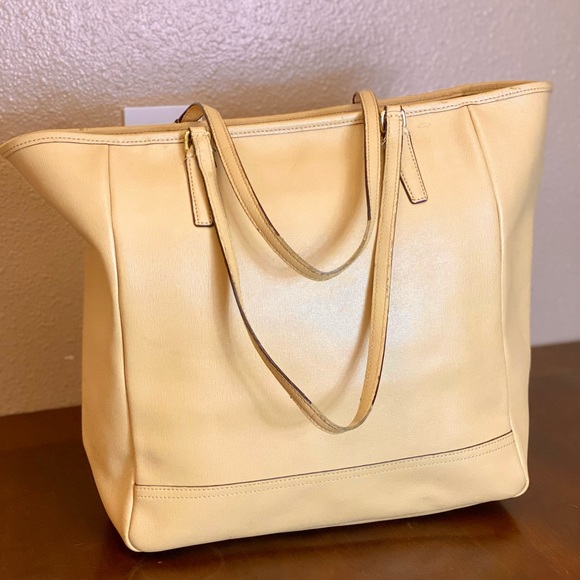 Coach NorthSouth City Leather Extra Large Tote # 23821 - Picture 2 of 14